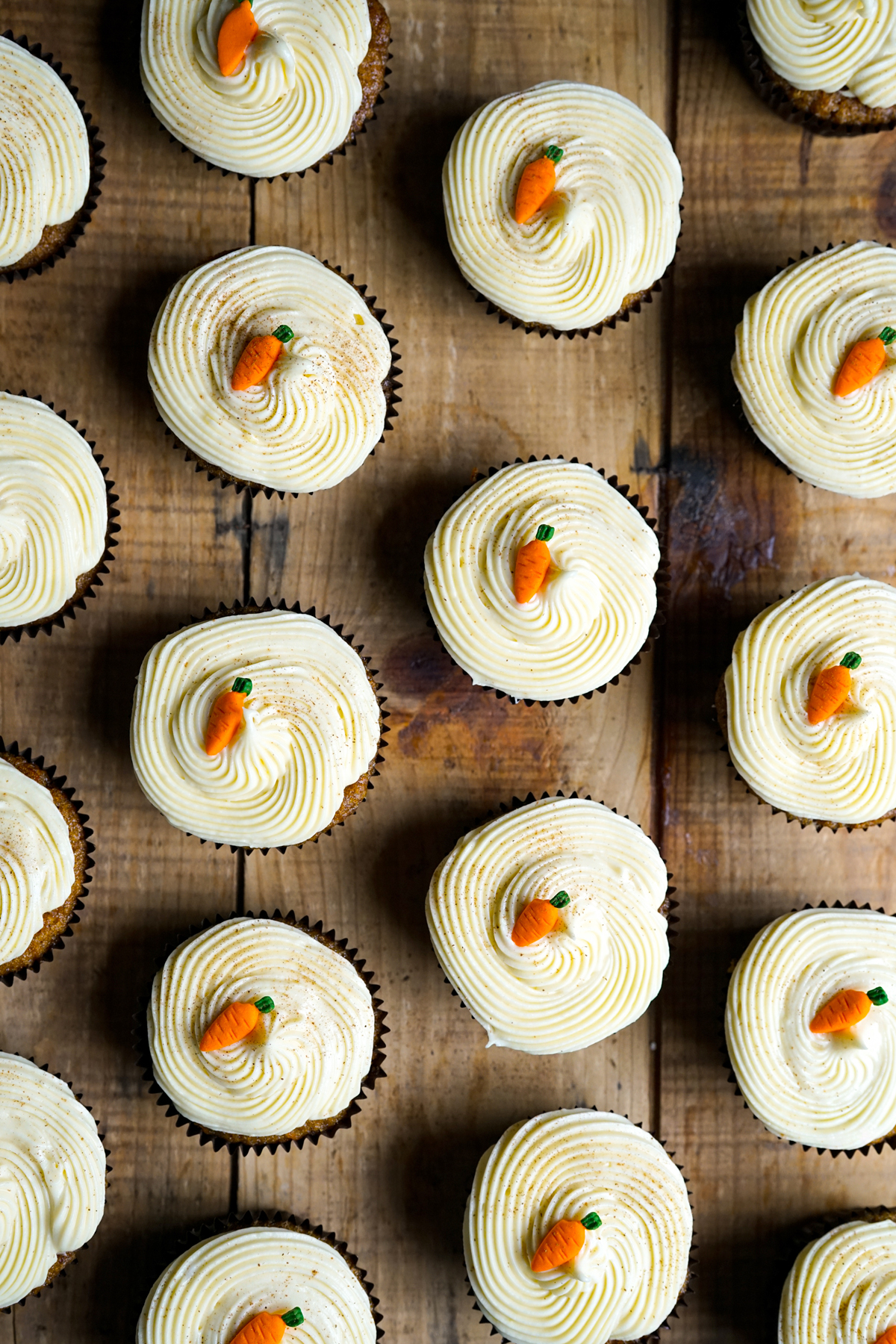 Easy Recipe for Carrot Cupcakes and Cream Cheese Icing
