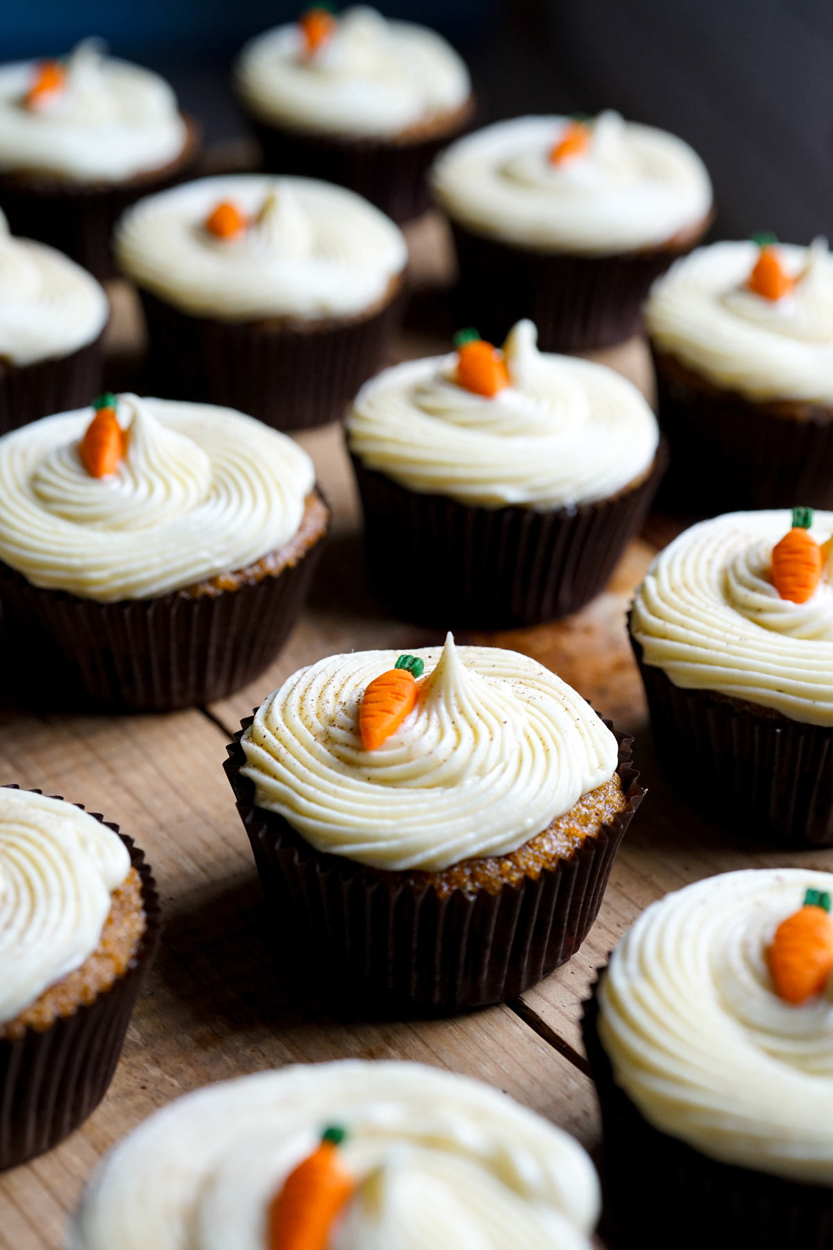 Easy Recipe for Carrot Cupcakes and Cream Cheese Icing
