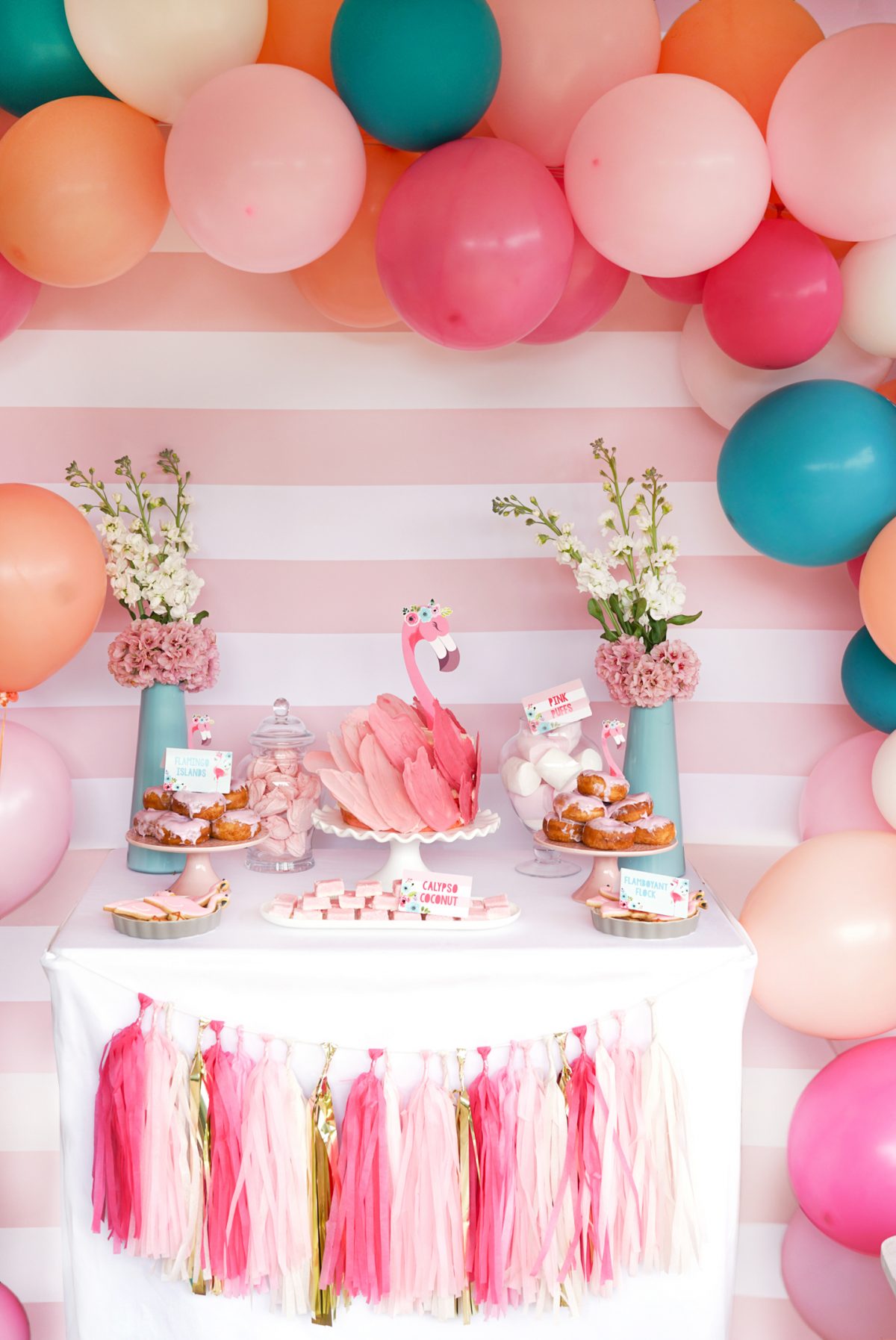 Flamingo Party Decorations